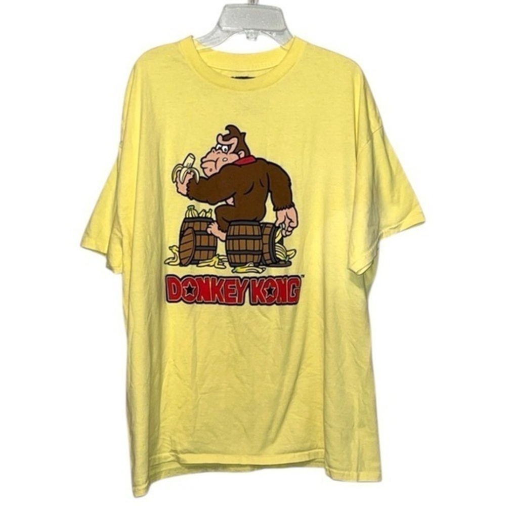 Nintendo Yellow Donkey Kong Short Sleeve Tee Size XL